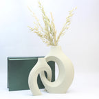 Set of Hugging Vase Ornaments