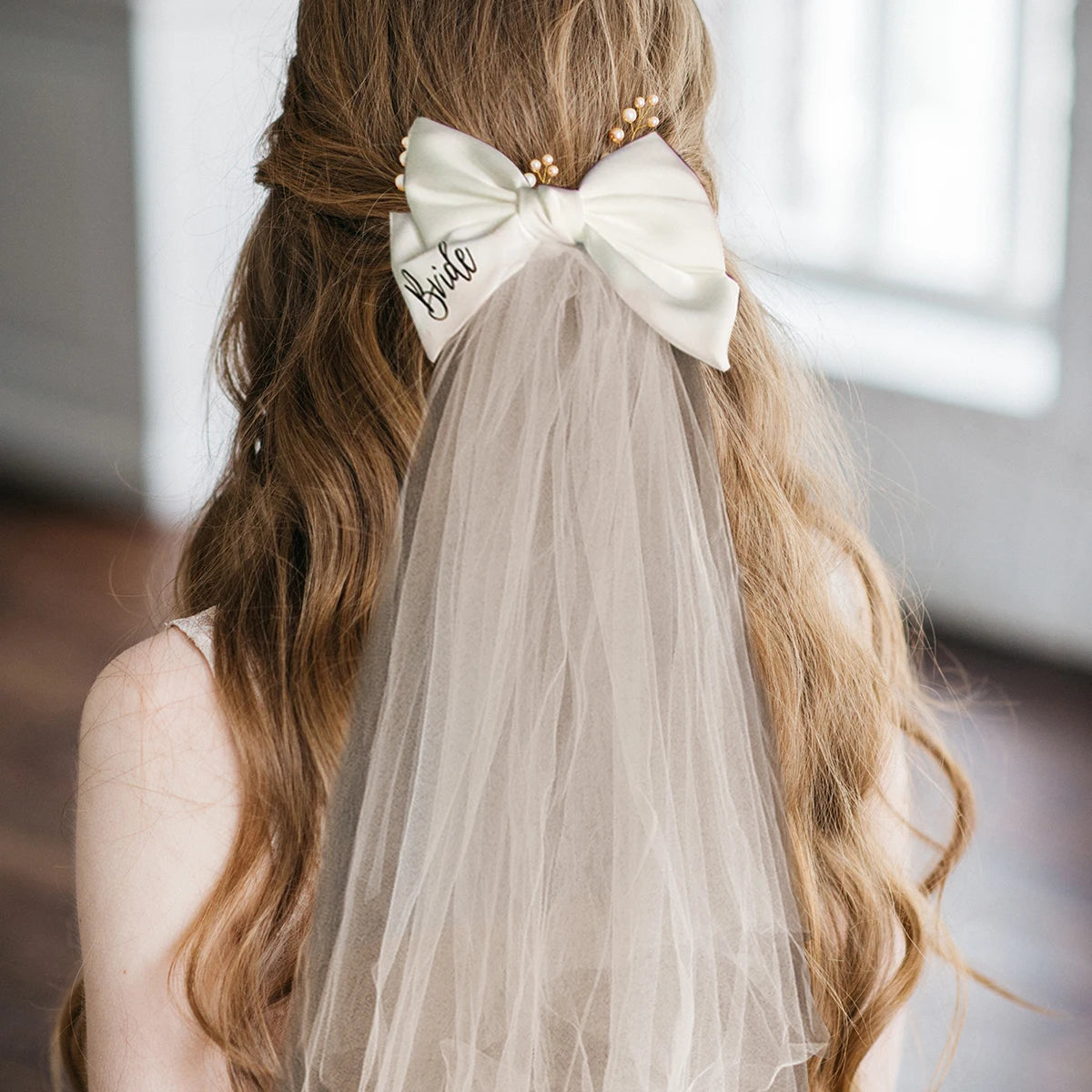 White Bride Bow Veil