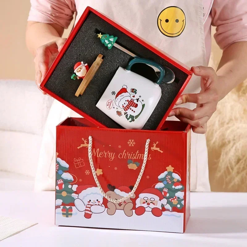 Christmas gift Set with Spoon and Lid