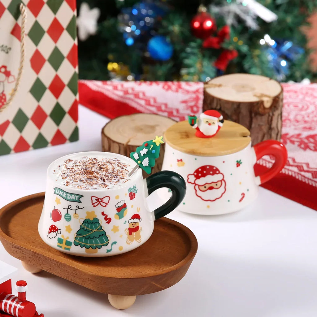 Christmas cups with LIDS