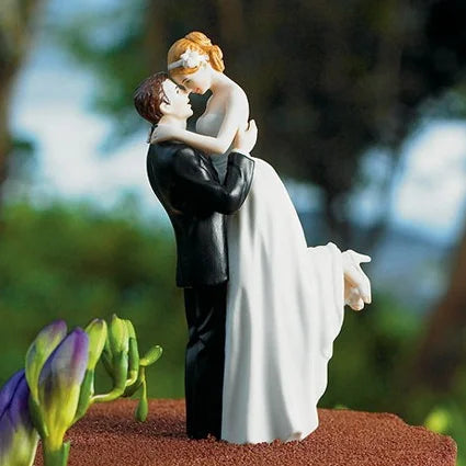 Romantic Bride and Groom Cake Toppers
