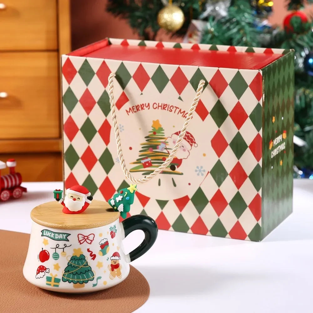 Christmas cups with LIDS